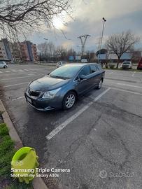 toyota avensis 20009