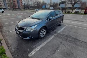 toyota avensis 20009