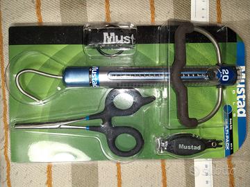 Lip grip, spoons, e altro per la pesca a spinning