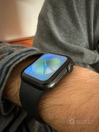 Apple Watch serie 6 40 mm Aluminum black