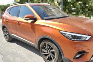 MG ZS 1.5 Luxury GPL Benzina orange