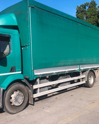 Camion in ADR conto terzi e Licenza