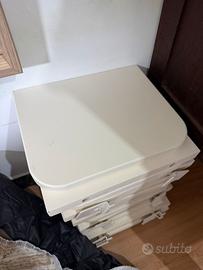 Mensole per pareti dogate da negozio bianche