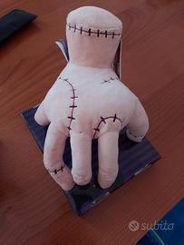 Mano X 2 mercoledì Addams (Giochi preziosi) Nuova