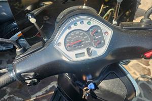 vespa gts