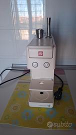 Macchina caffè Illy iperespresso