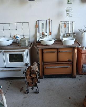 Stufa a legna o cucina economica della nonna