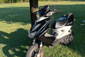 Yamaha Aerox 50