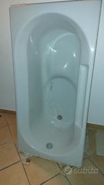 Vasca da bagno in vetroresina 