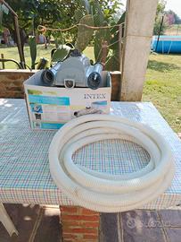 robot pulitore piscina intex