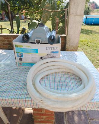 robot pulitore piscina intex