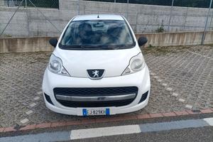 107 peugeot due posti