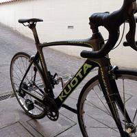 bicicletta da corsa kuota in carbonio 