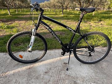 Bicicletta MTB BTWIN 26