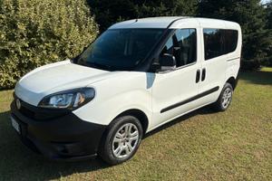 Fiat doblo combi 5 posti