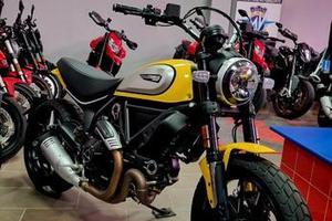 Ducati Scrambler ICON 800 NUOVO DA IMMATRICOLARE