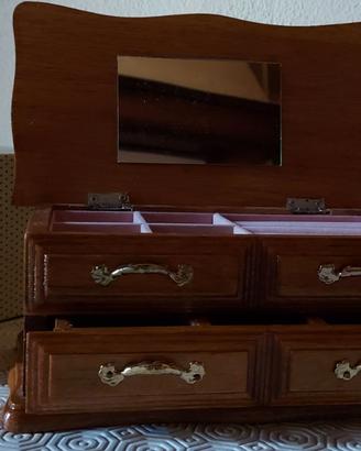 Portagioie in legno