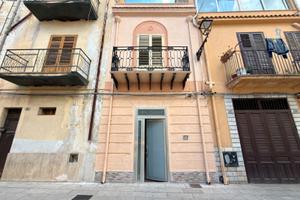 Ufficio a Partinico, Via Vitt. Em. Orlando