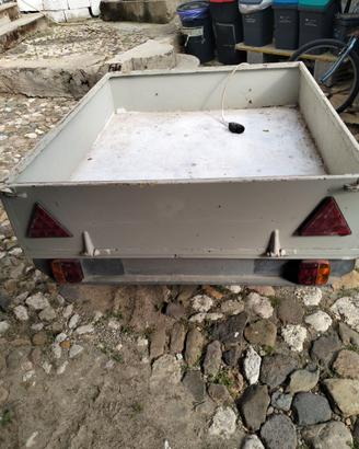 carrello appendice con documenti