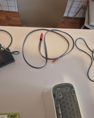 Xbox 360 + 2 Controller + Cavi e Giochi