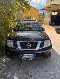 Nissan navara 3.0 230cv 4x4