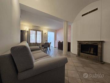 Appartamento di 90 m² con 3 locali e box auto a Be
