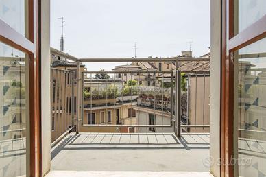 QUADRILOCALE ULTIMO PIANO CON BALCONI