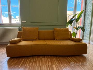 Divano B&B Bend-Sofa design Patricia Urquiola