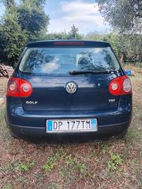 auto volkswagen golf