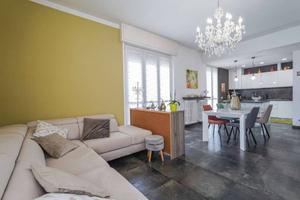 Appartamento di 110 m² con 3 locali e box auto a B