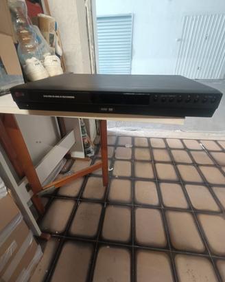 lettore e registratore DVD con HDD