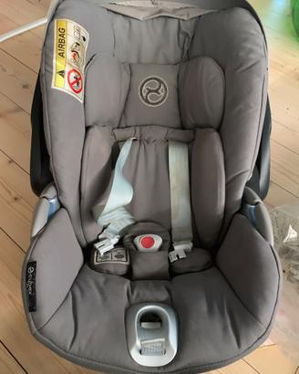 Seggiolino e ovetto e base isofix