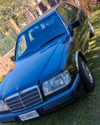Mercedes-Benz 200 E W124 o 2.0 Benzina - Anno 1993