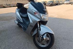 Suzuki burgman 250cc scooter 2001