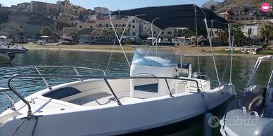 Blumax con motore Yamaha 2018