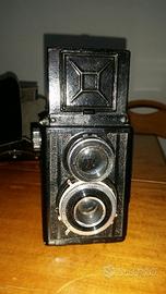 Macchina fotografica a pozzetto