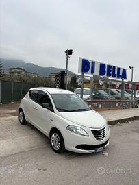 Lancia y 1.2 benzina