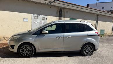 auto Ford C max 7 posti