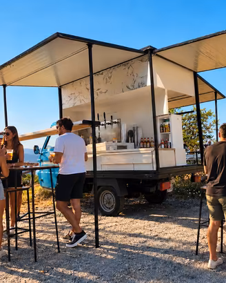 APE TM 703 – FOOD TRUCK BAR MOBILE APRIBILE – SUPE