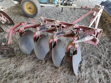 Aratro a 4 Dischi usato attacco tre punti trattore