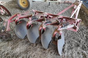 Aratro a 4 Dischi usato attacco tre punti trattore