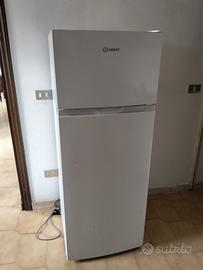 frigo e congelatore Indesit 