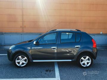 Dacia Sandero Stepway 1.5 DCI 2012