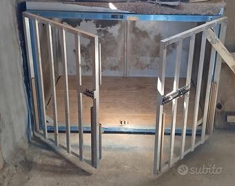 cassetta per cani in alluminio