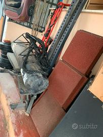 Attrezzi palestra pesi box