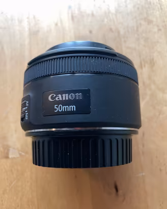 Canon EF 50mm f/1.8 STM  con tappi