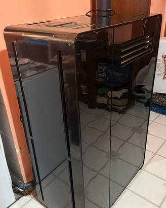 TERMOSTUFA A PELLET UNGARO 21 kW