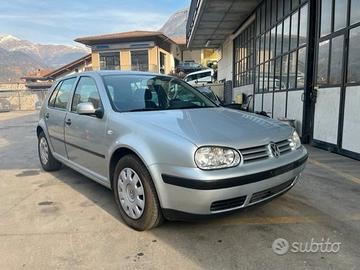 Ricambi Volkswagen Golf 4 2001 grigio chiaro LA7W
