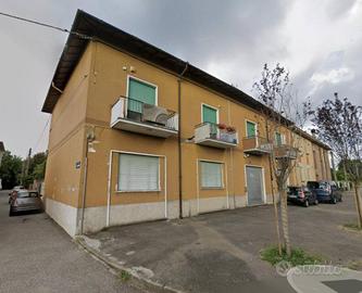 Immobile in asta di 105 m² con 4 locali e box auto