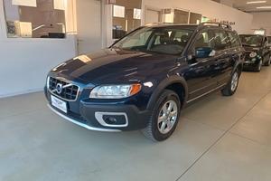 Volvo XC 70 XC70 2.4 D 175 CV FWD DRIVe Summum